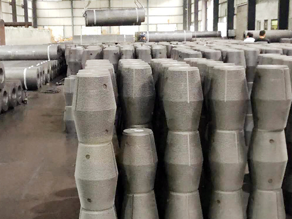 Graphite electrode joint