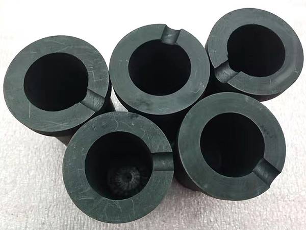 Graphite crucible